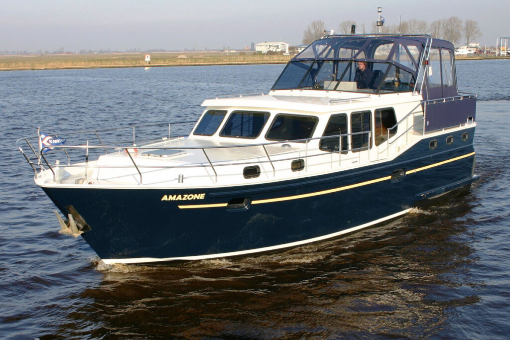 motor yacht 3 kabinen