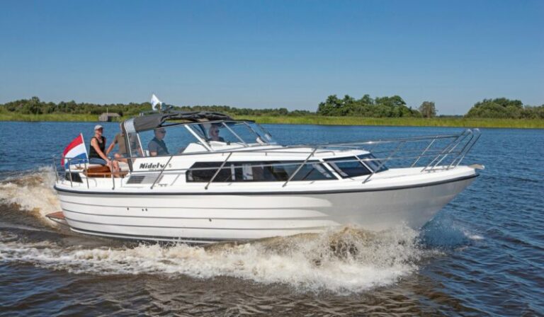 Hausboot Nidelv 950 Elva an der Friesischen Seenplatte