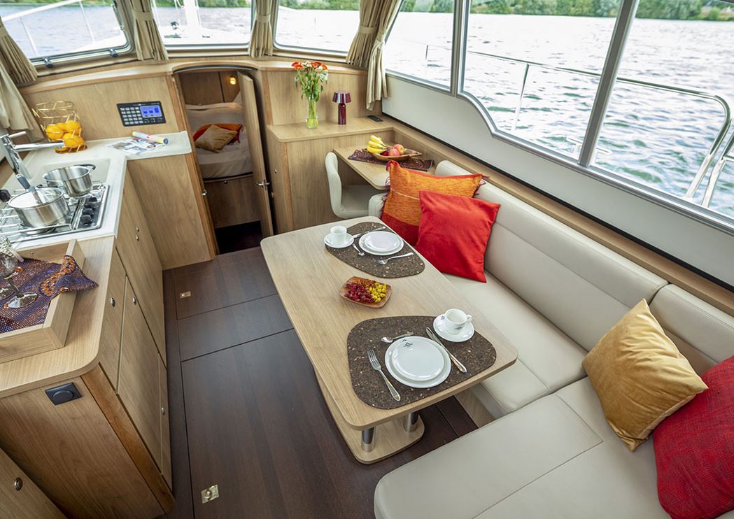 linssen-35-ac-ella-salon