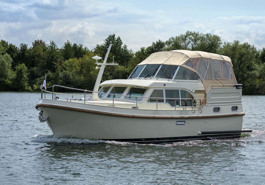 linssen-35-ac-ella